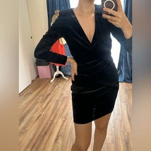 Mango premium velvet cross dress black like new size S